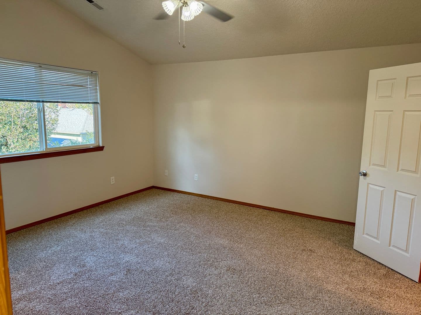 Portland House: 1015 NE 75th Ave.