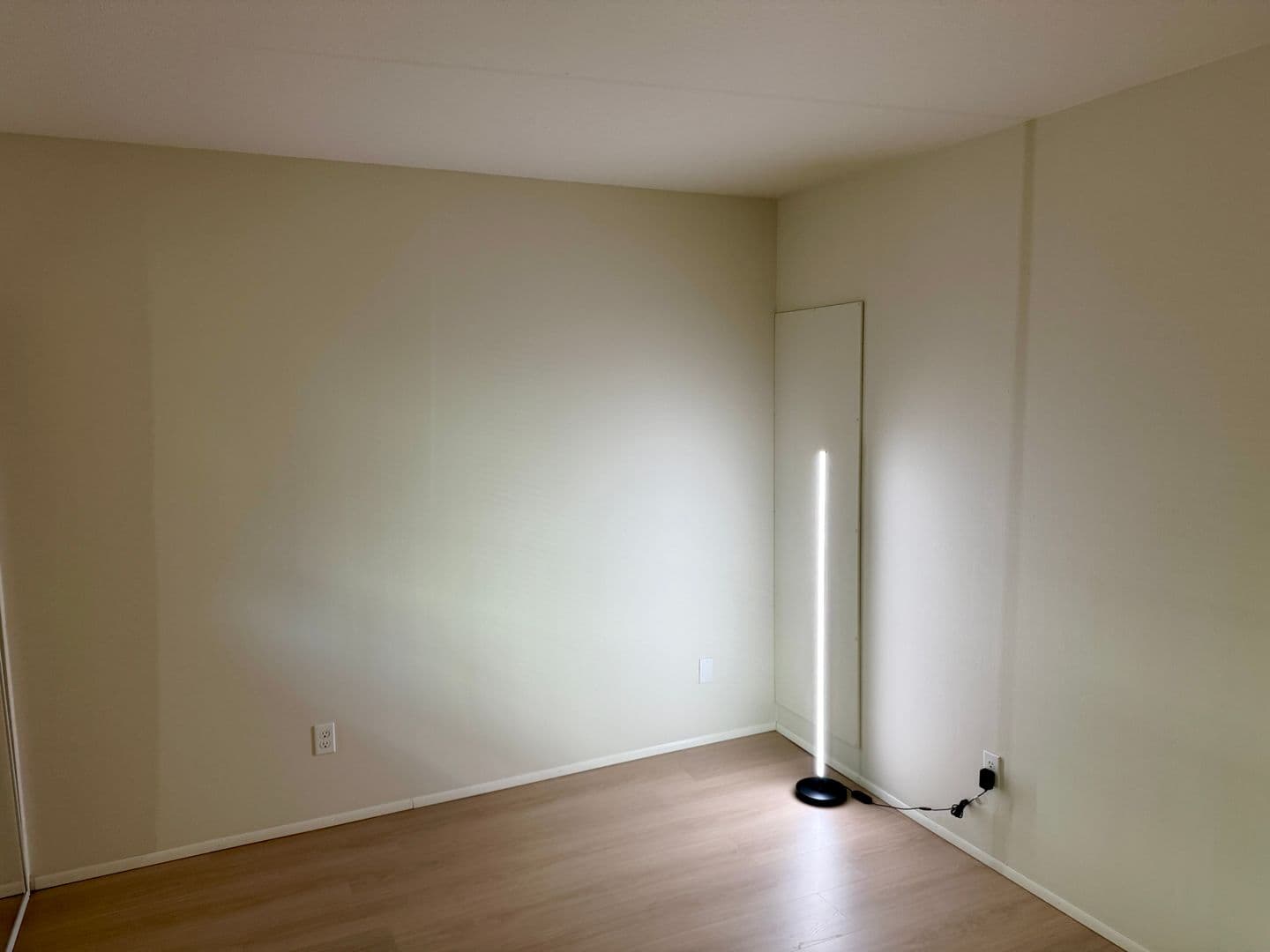 Portland Apartment: 4118 SE 29th Ave.