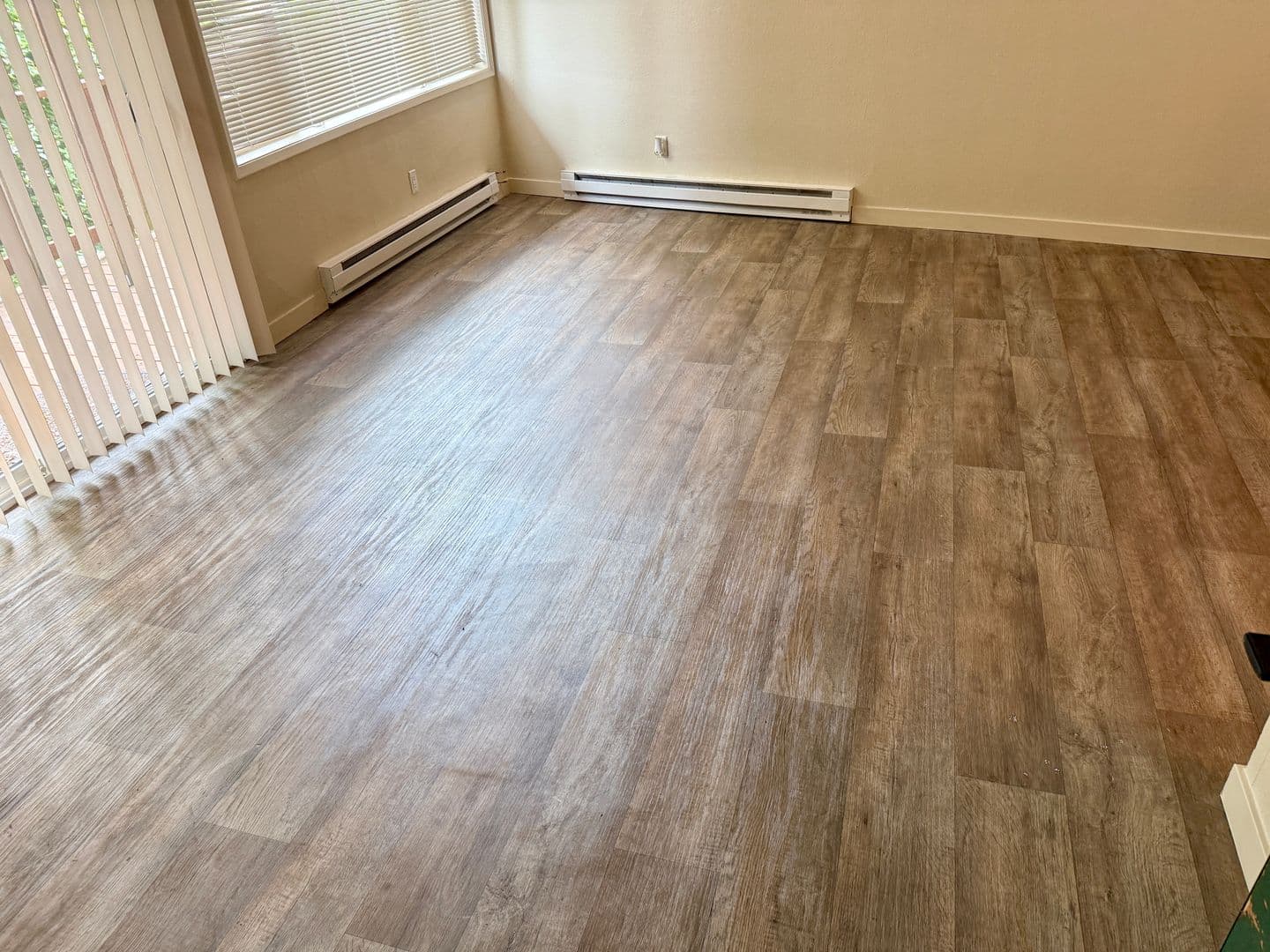 Portland Apartment: 4130 SW View Point Terrace