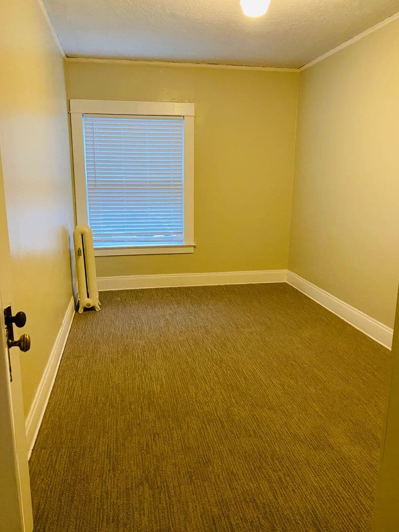 Portland Apartment: 1331 SW 12th Ave.
