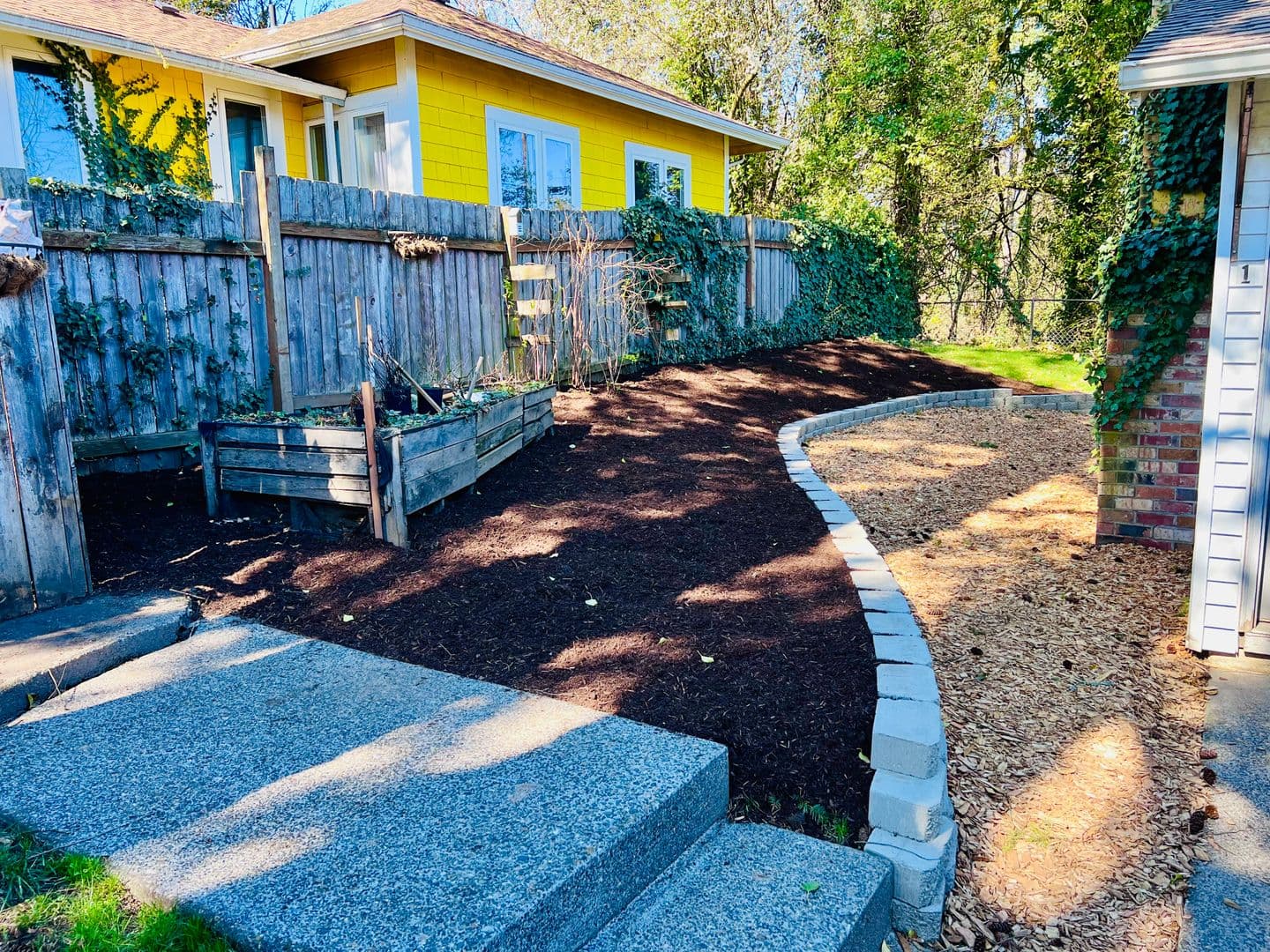 Portland Apartment: 7956 SW 46th Ave