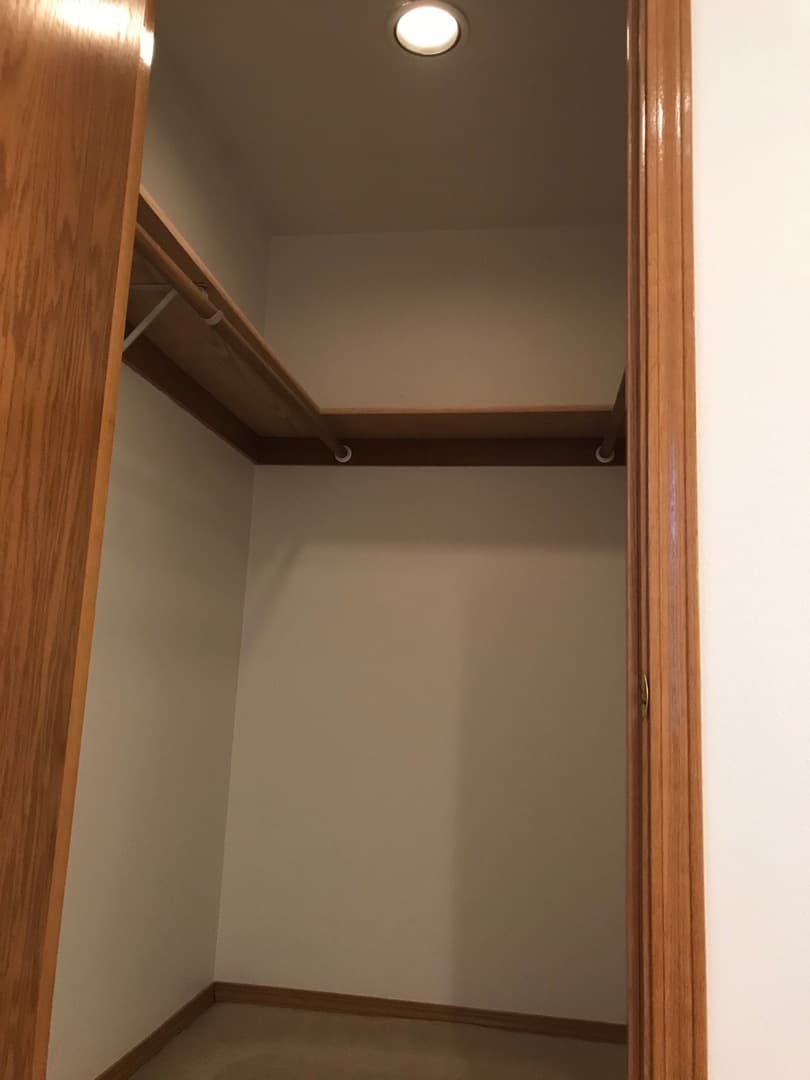 Beaverton Apartment: 762 SW Meadow Dr.
