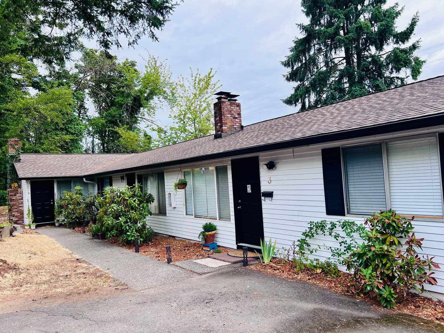 Portland Apartment: 7956 SW 46th Ave