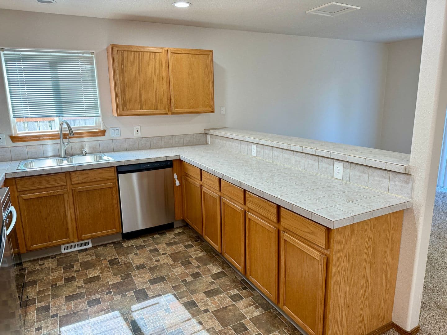 Portland House: 1015 NE 75th Ave.