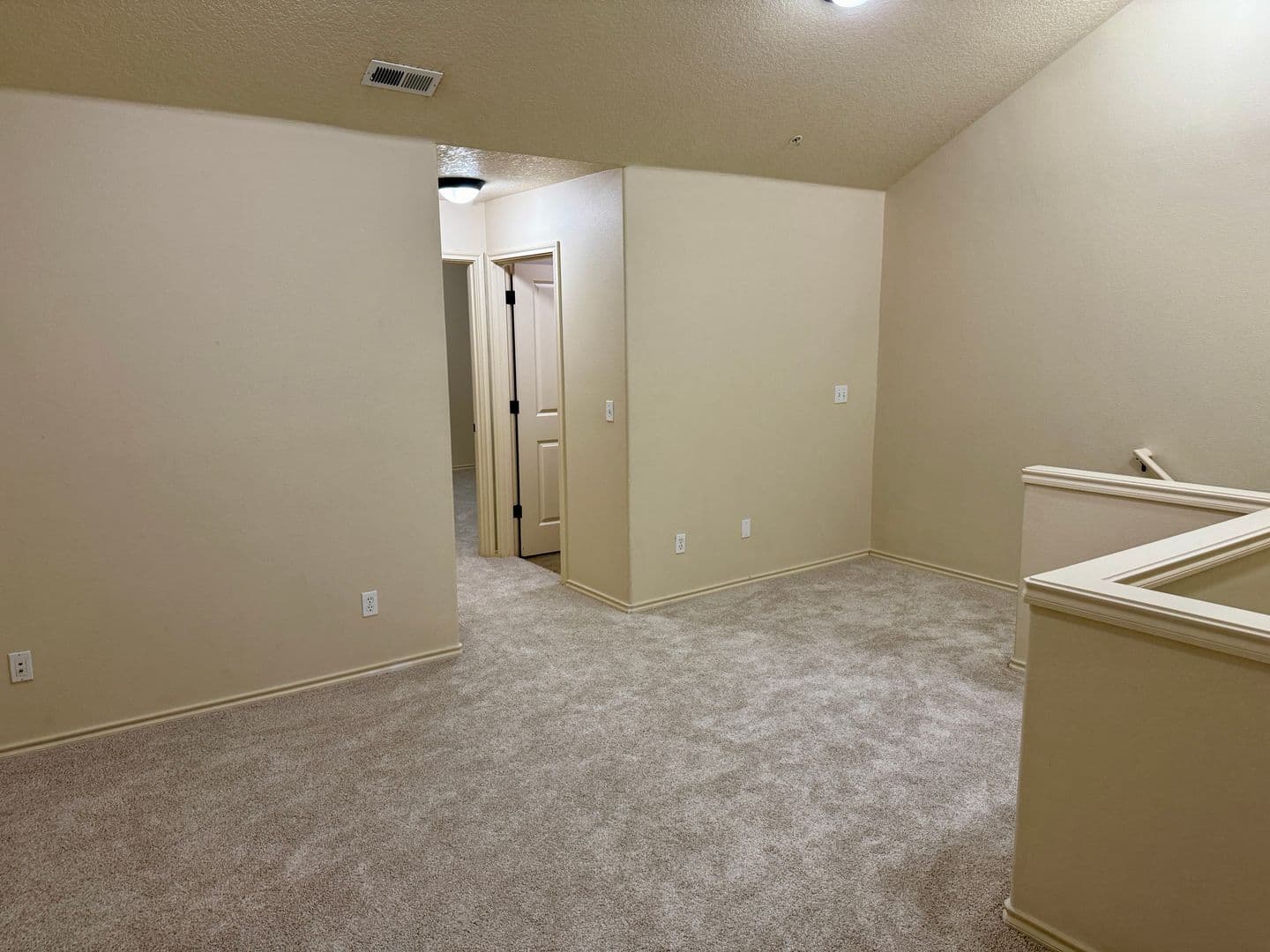 Portland Townhome: 4813 NW Blandy Terrace