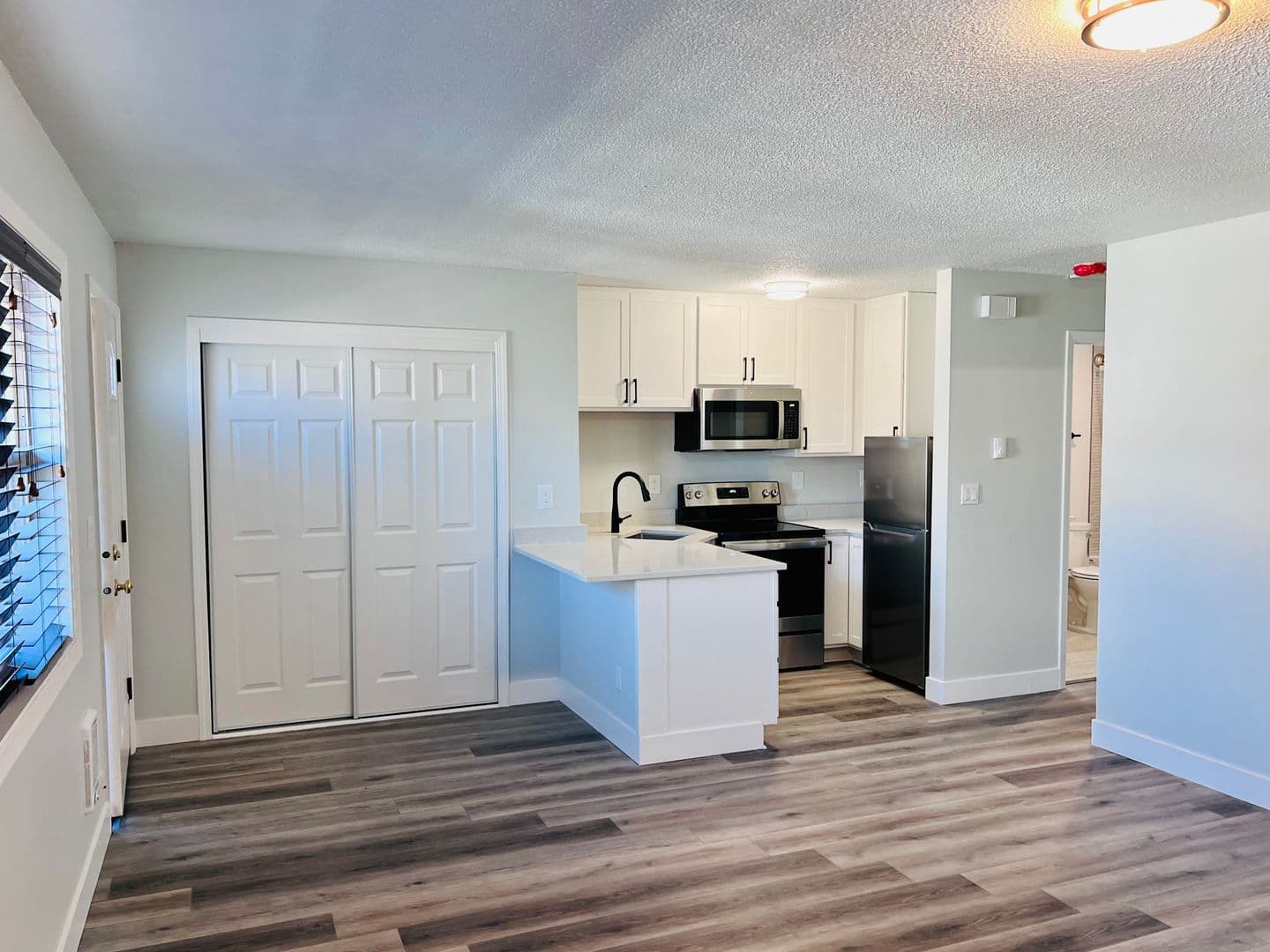 Portland Apartment: 5618 N Greeley Ave