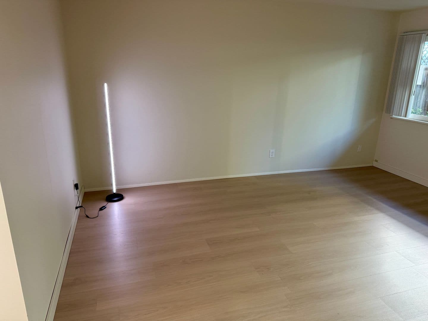Portland Apartment: 4118 SE 29th Ave.