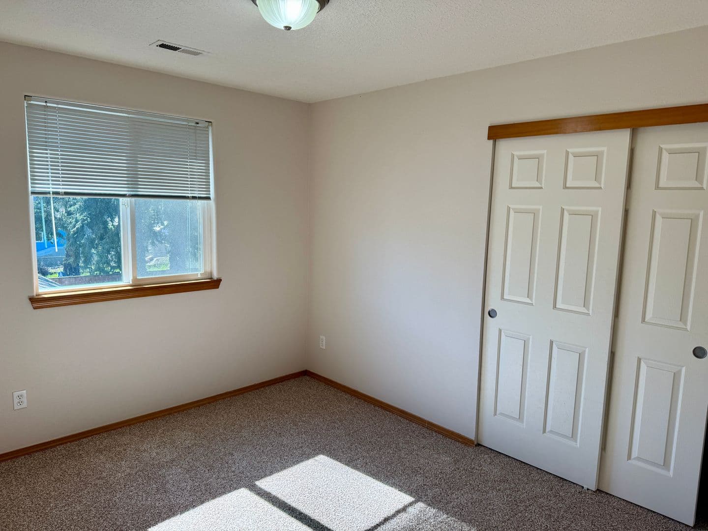Portland House: 1015 NE 75th Ave.