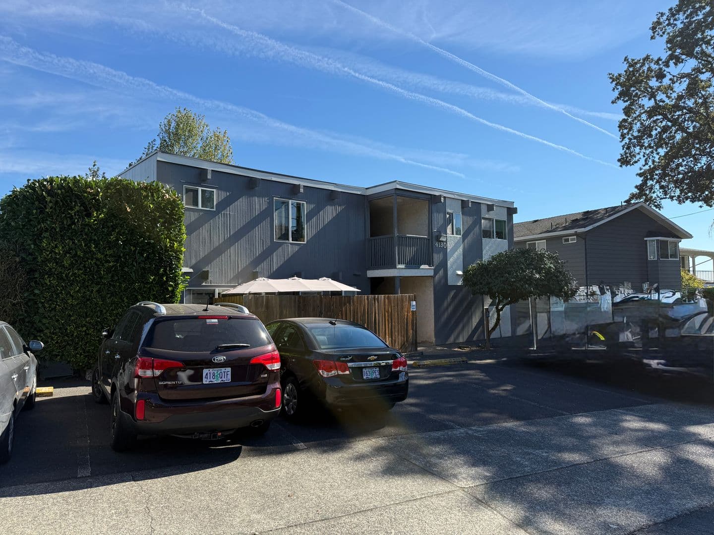 Portland Apartment: 4130 SW View Point Terrace