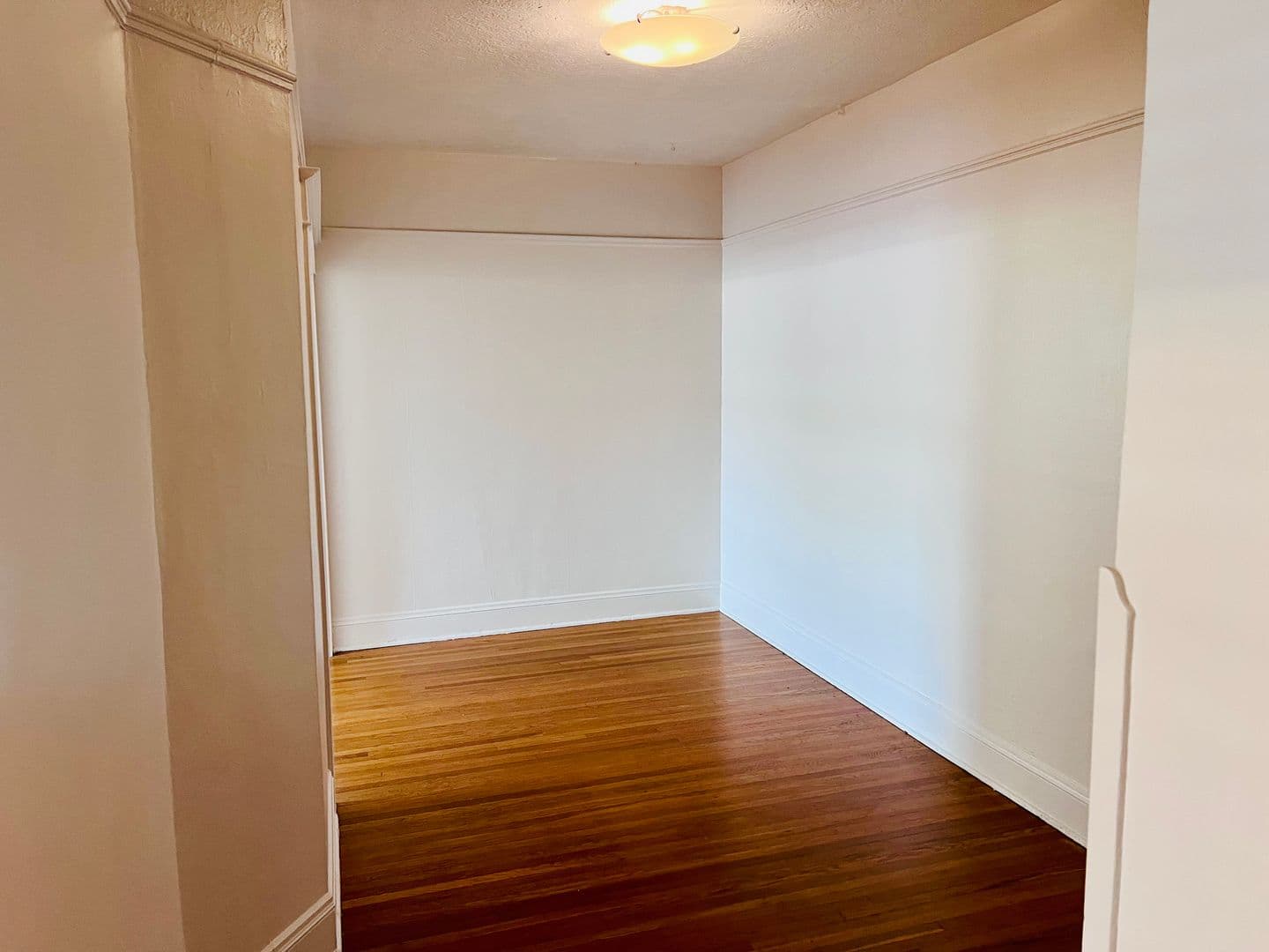 Portland Apartment: 1331 SW 12th Ave.