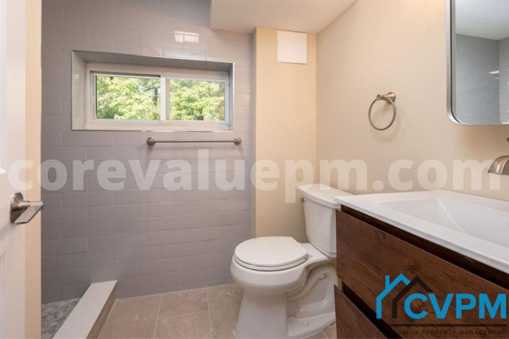 Odenton House: 510 Rita Dr