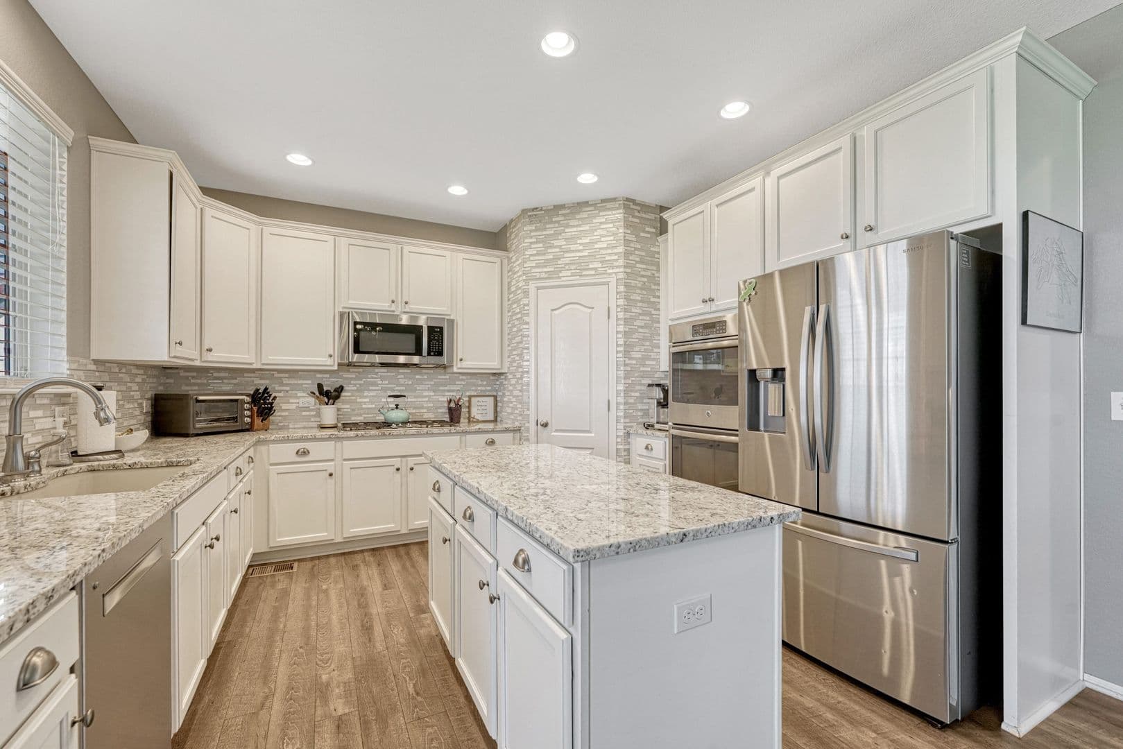 Parker House: 10732 Worthington Circle