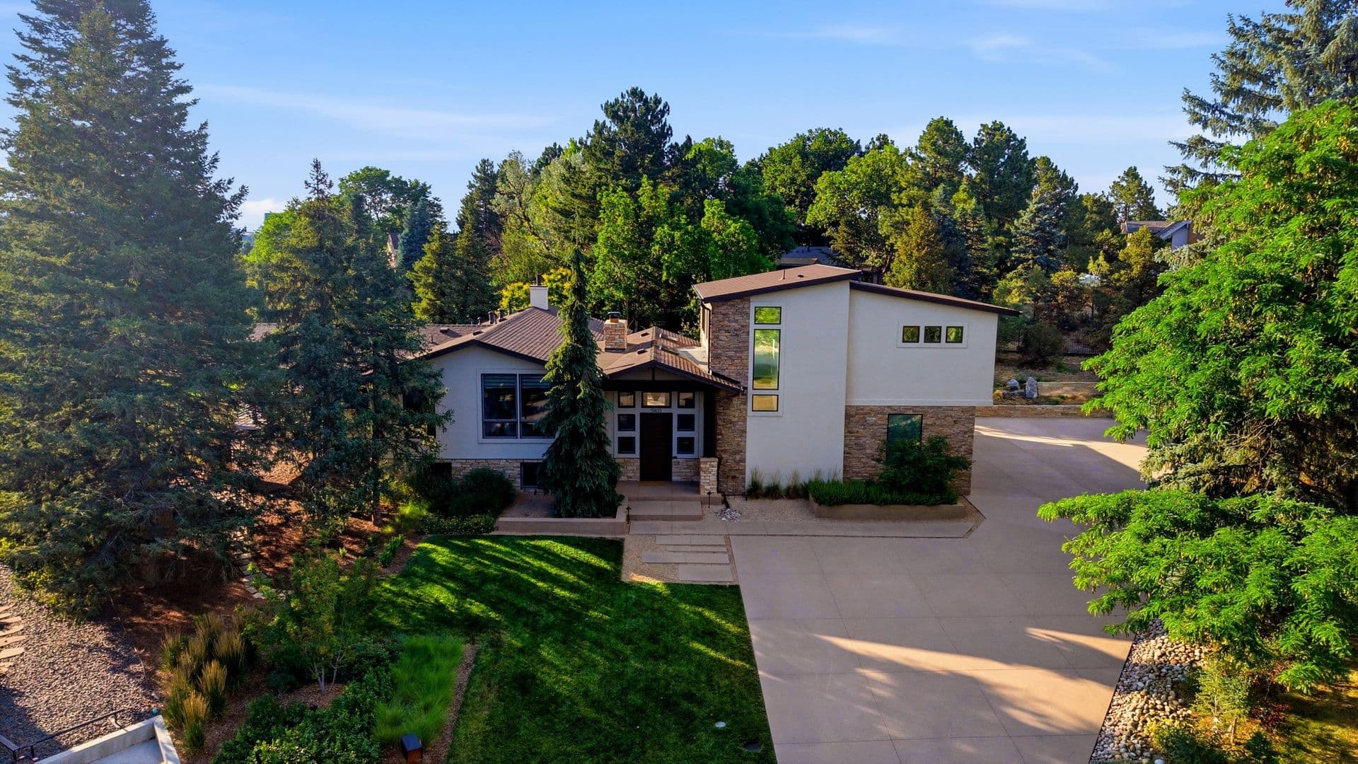 Greenwood Village House: 5403 S Chester Court