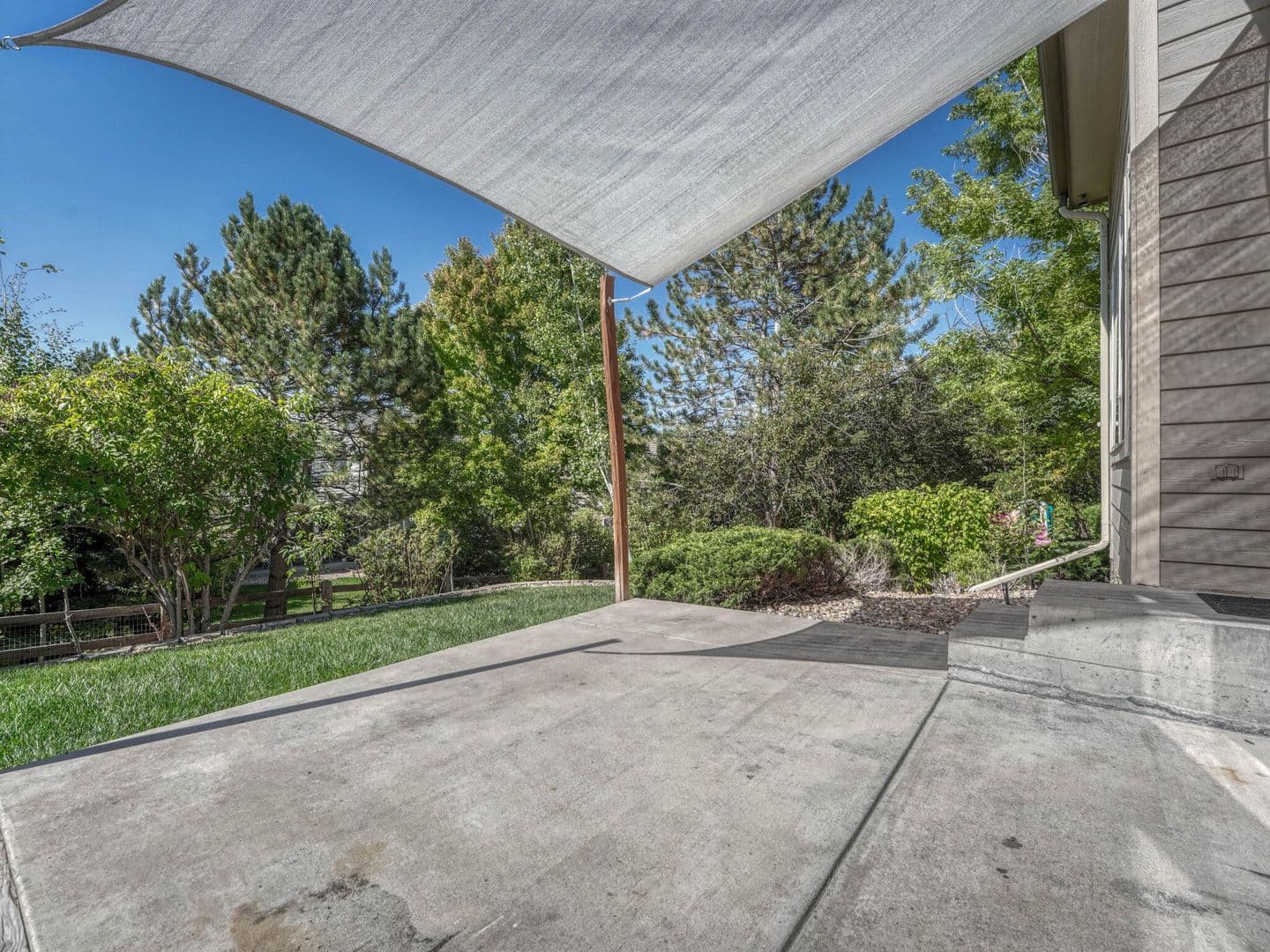 Aurora House: 5971 S Pitkin Court
