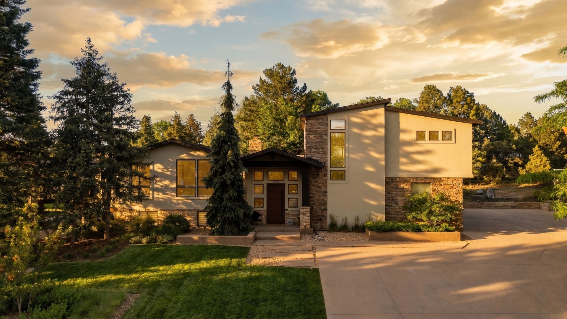 Greenwood Village House: 5403 S Chester Court
