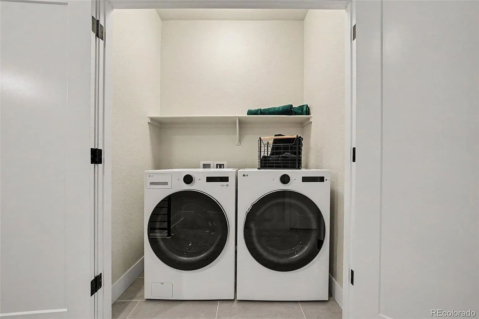Superior Townhome: 2327 Lakeshore Lane