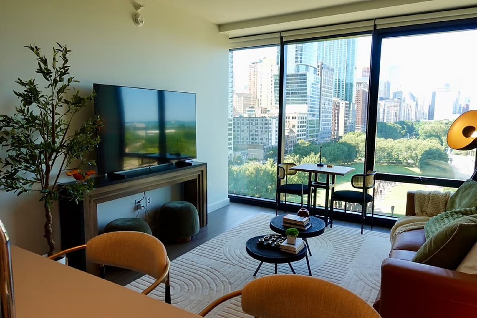 Chicago Condo: 1210 S Indiana Ave