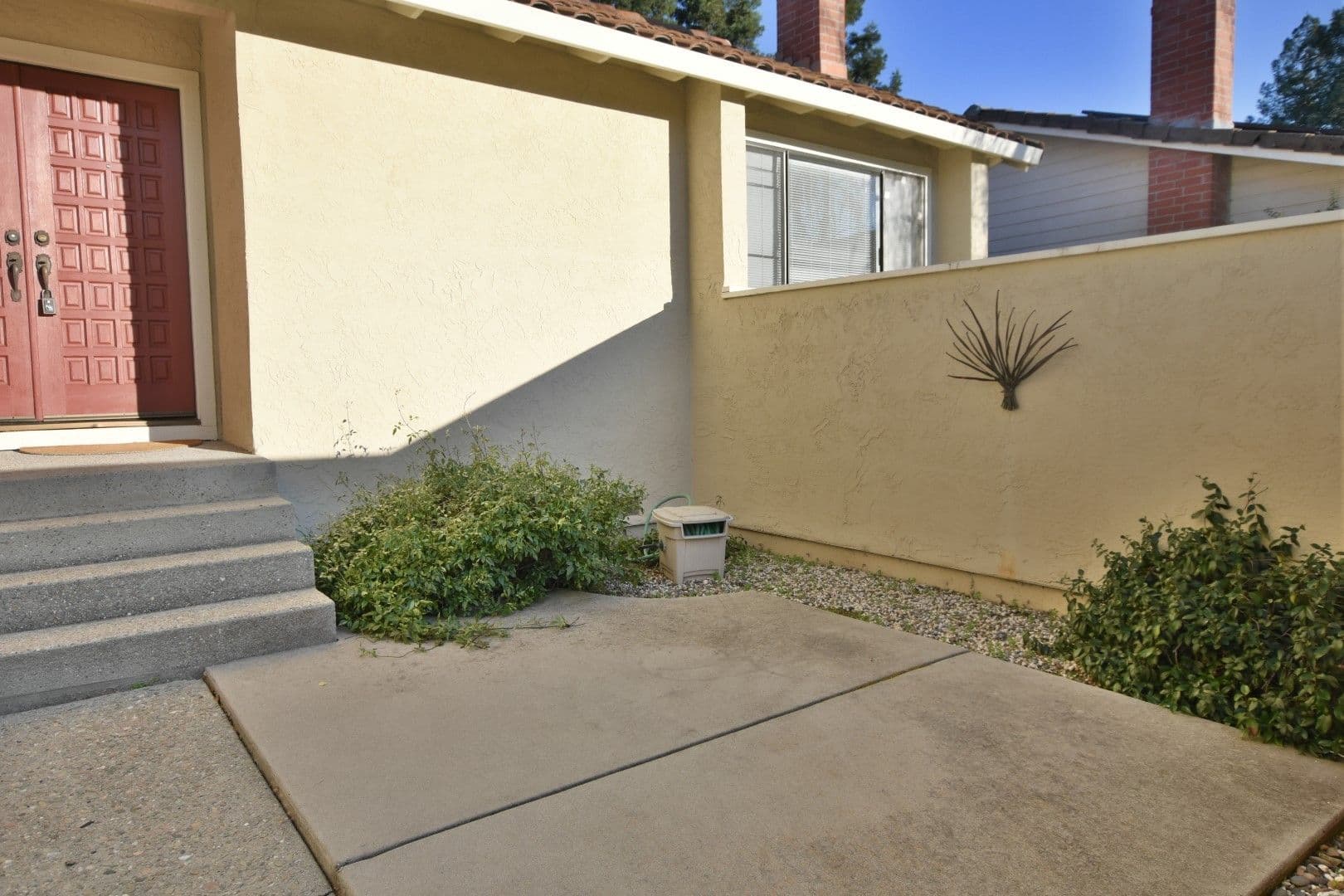 San Jose House: 6574 Leyland Park Dr.