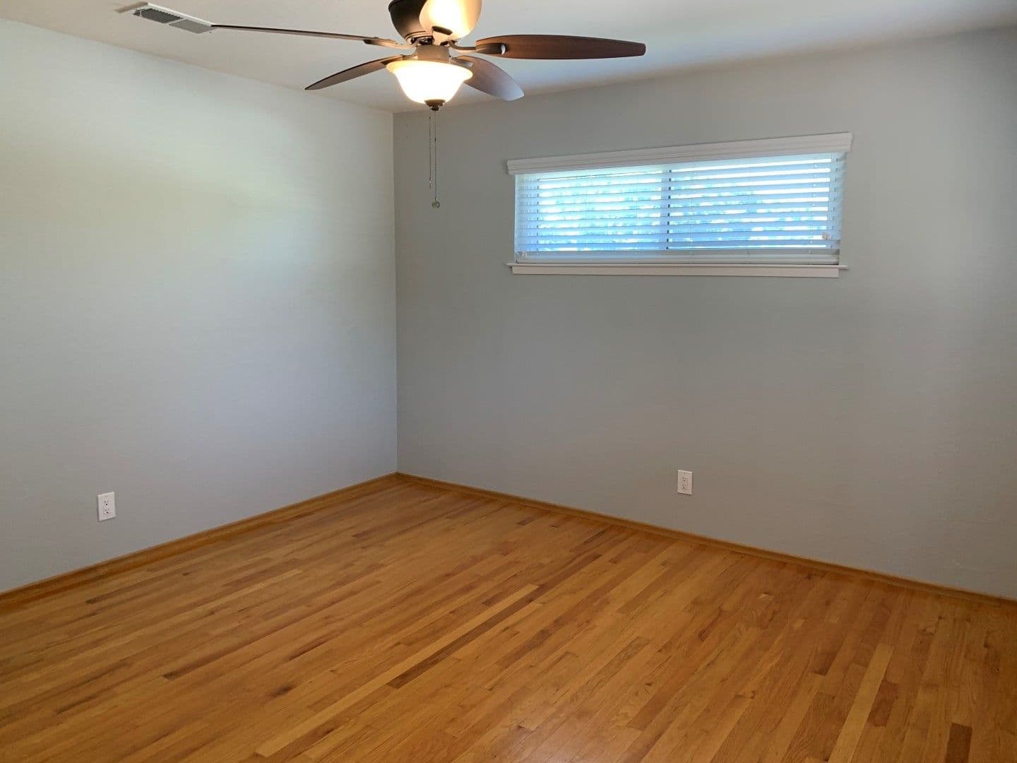 Santa Clara House: 683 San Miguel Ave