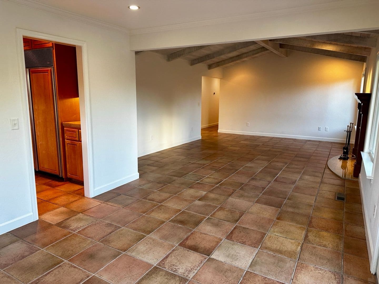 Saratoga House: 19227 Gunther Ct