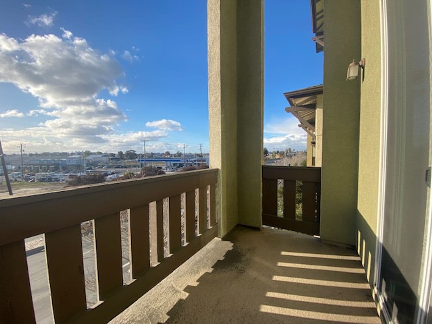San Jose Townhome: 673 Modern Ice Dr