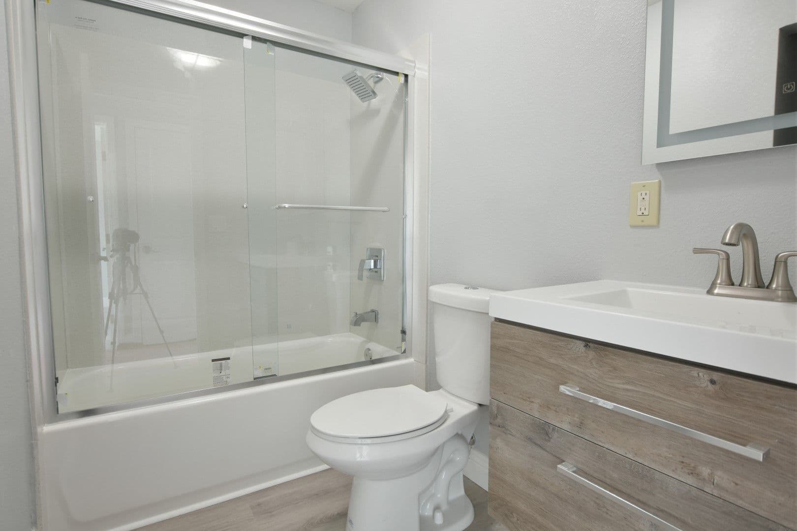 Campbell Apartment: 445 Kuehnis Drive
