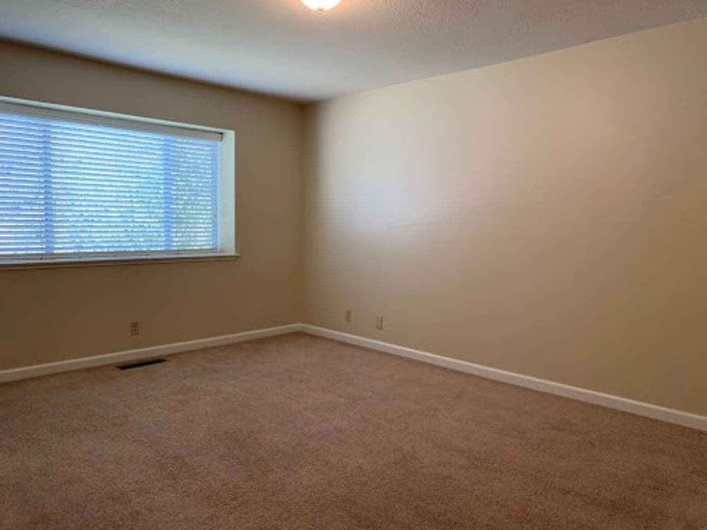 San Jose Apartment: 2990 Neet Ave. #1