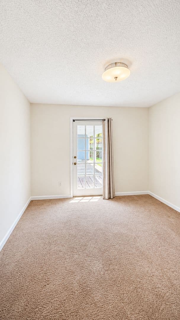 Baton Rouge House: 16324 Crepe Myrtle Dr