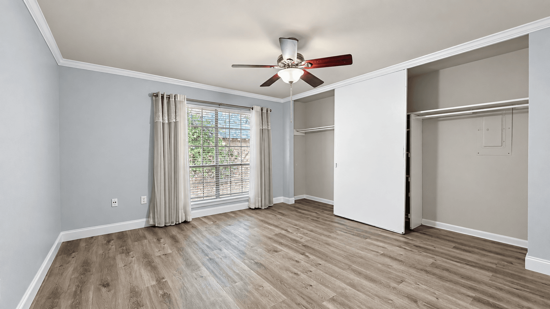 Baton Rouge House: 10448 Jefferson Highway