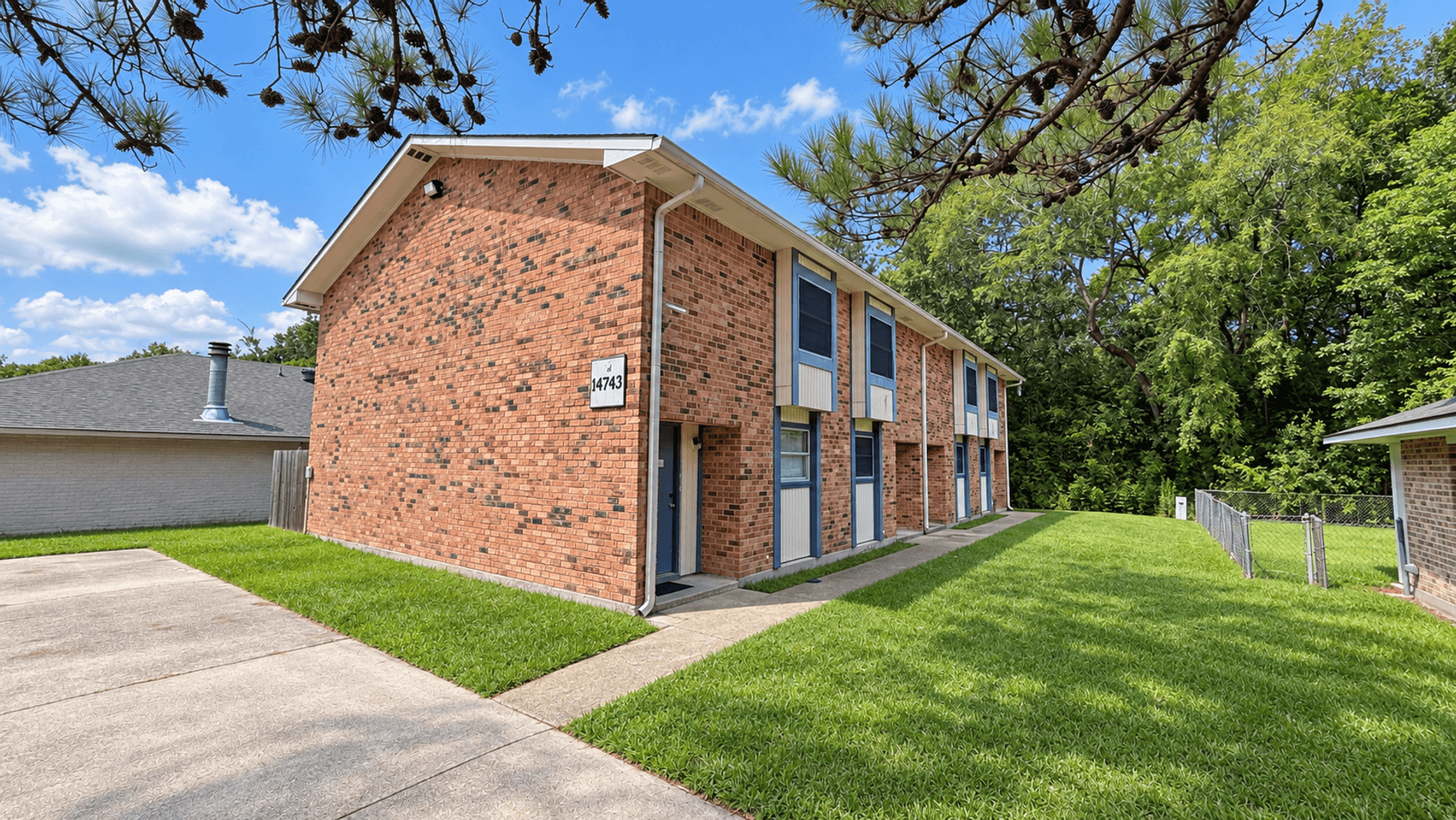 Baton Rouge House: 14743 Central Woods Avenue