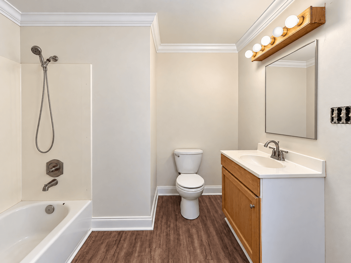 Port Allen House: 532 Avenue B