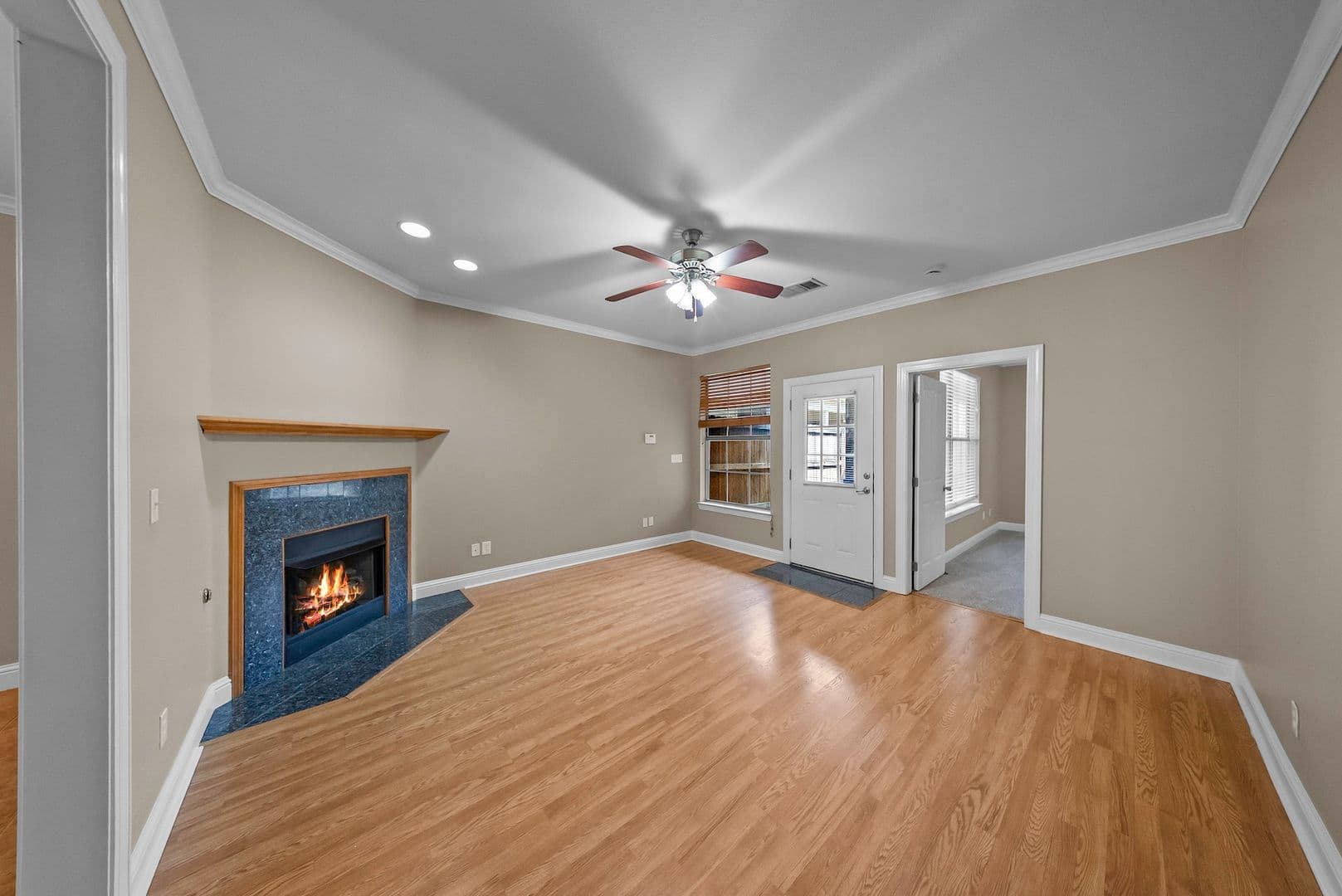 Baton Rouge Apartment: 809 Summer Breeze Drive