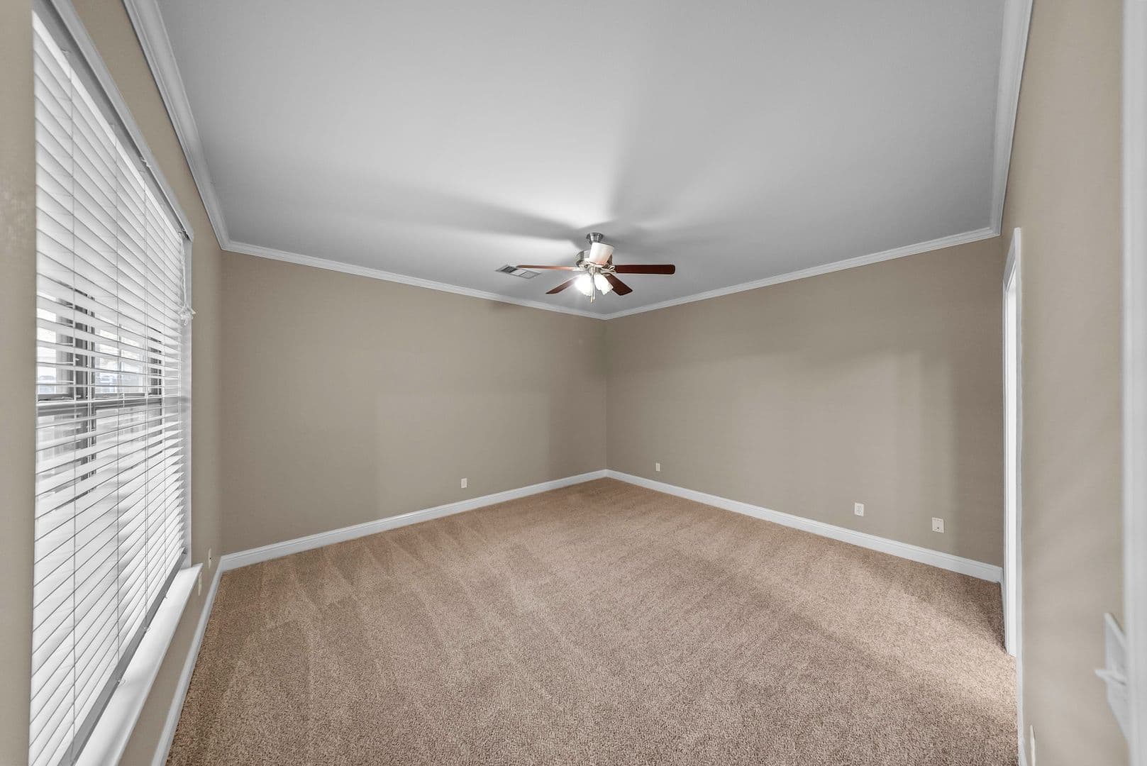Baton Rouge Apartment: 809 Summer Breeze Drive