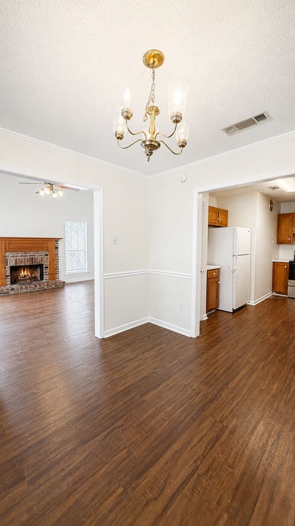 Baton Rouge House: 16324 Crepe Myrtle Dr