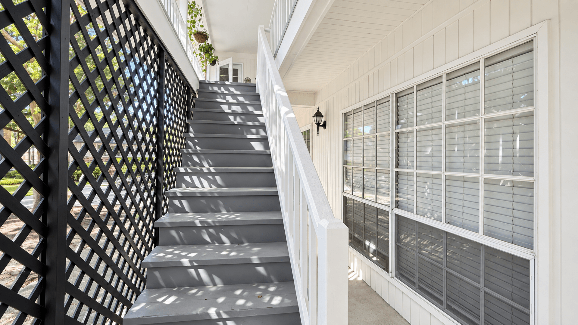 Baton Rouge House: 10448 Jefferson Highway