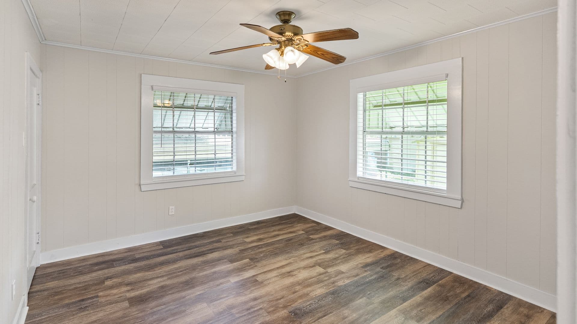 Port Allen House: 759 Avenue D