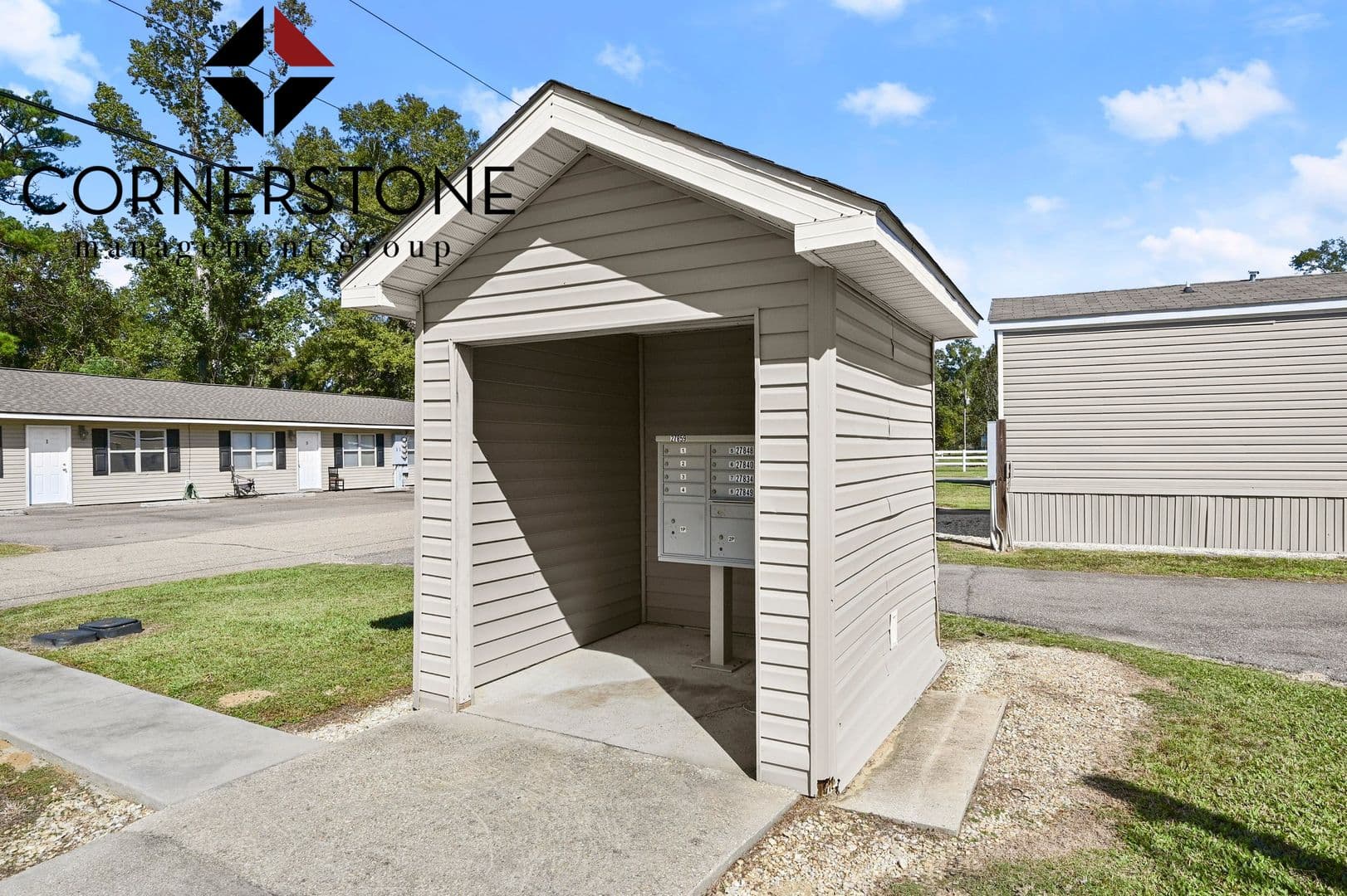 Hammond House: 27848 Frindik Lane