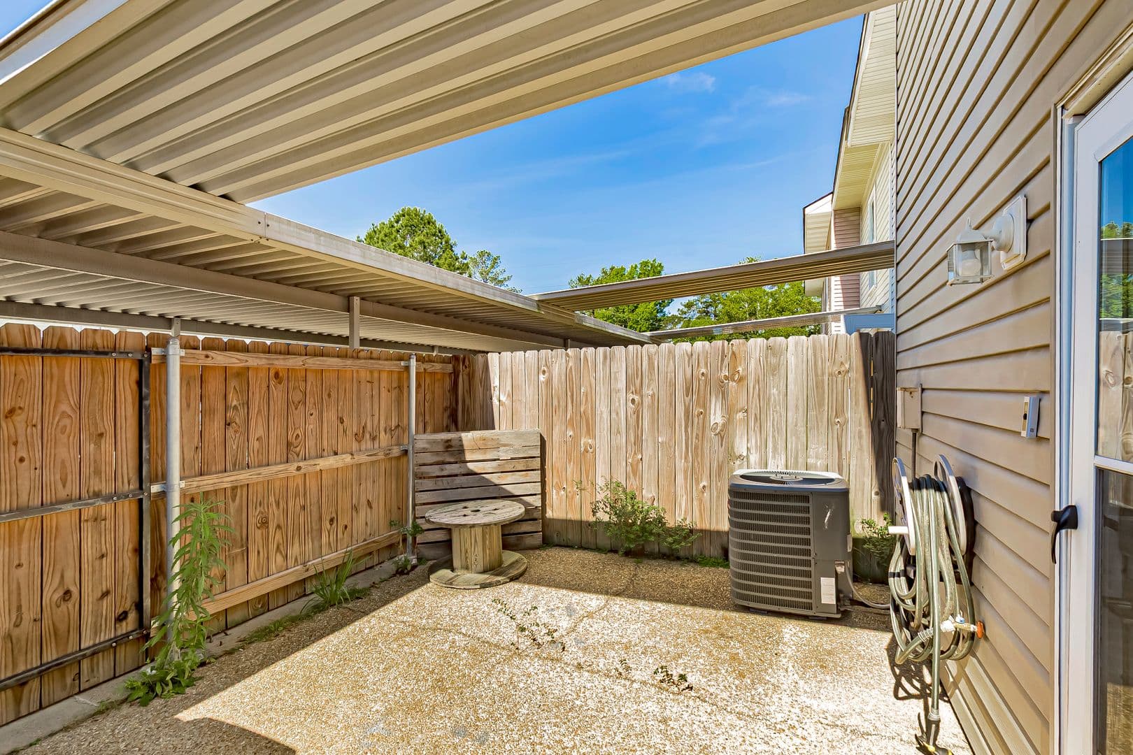 Baton Rouge House: 4188 Jefferson Woods Dr