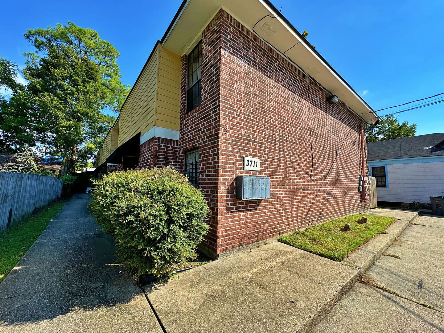 Baton Rouge House: 3711 Cole Drive