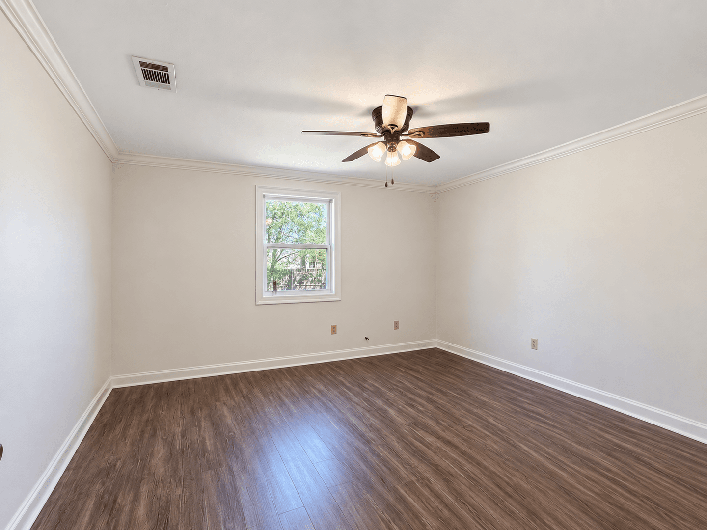 Port Allen House: 532 Avenue B