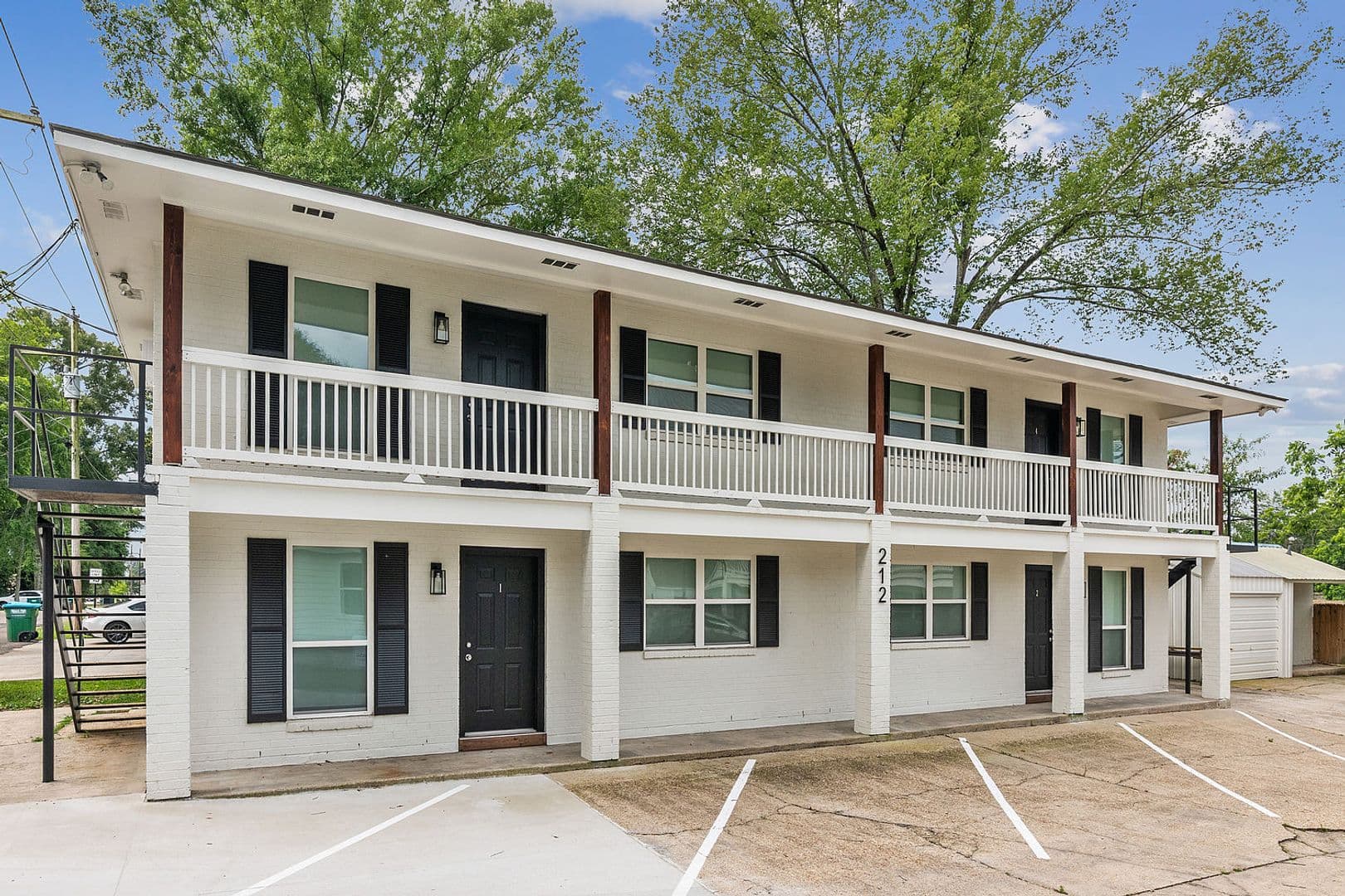 Denham Springs Apartment: 210/212 Centerville Street