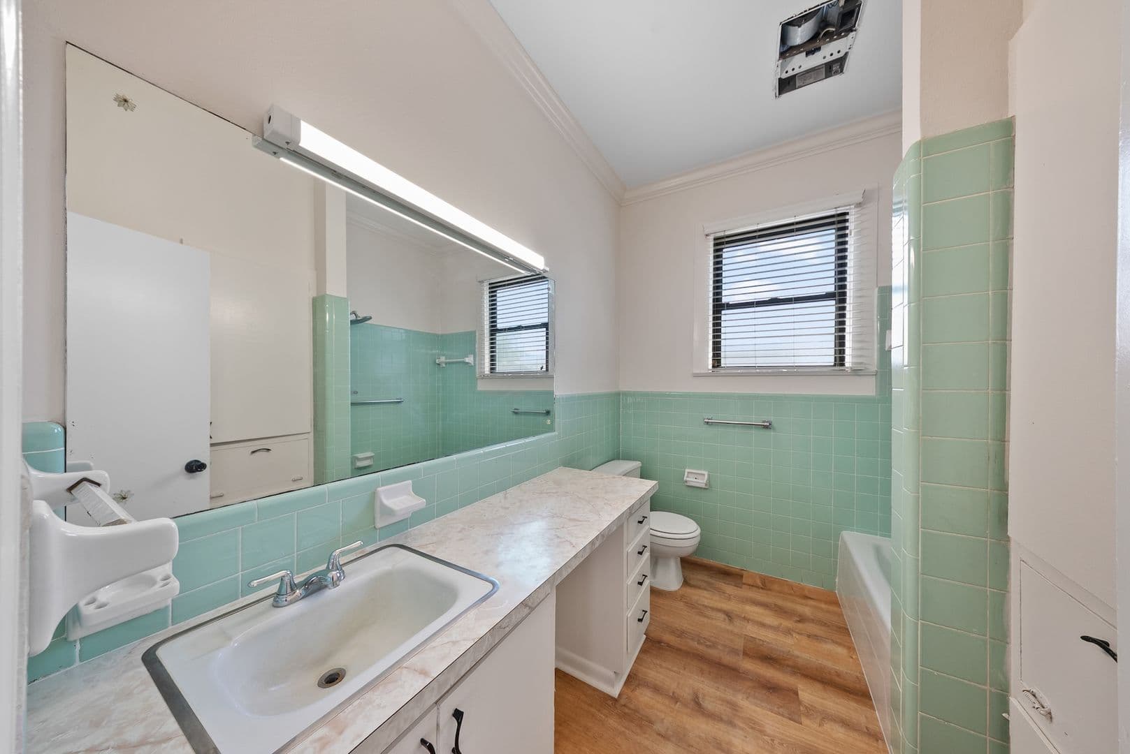 Port Allen House: 159 6th Street