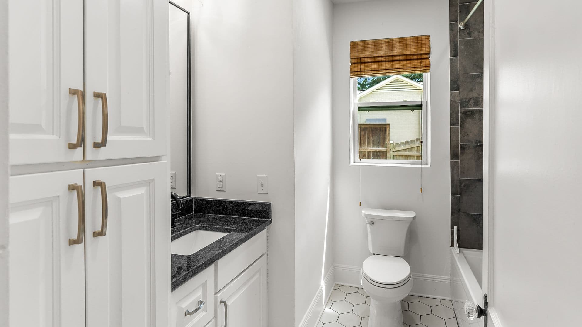 Baton Rouge House: 1447 Lee Dr.