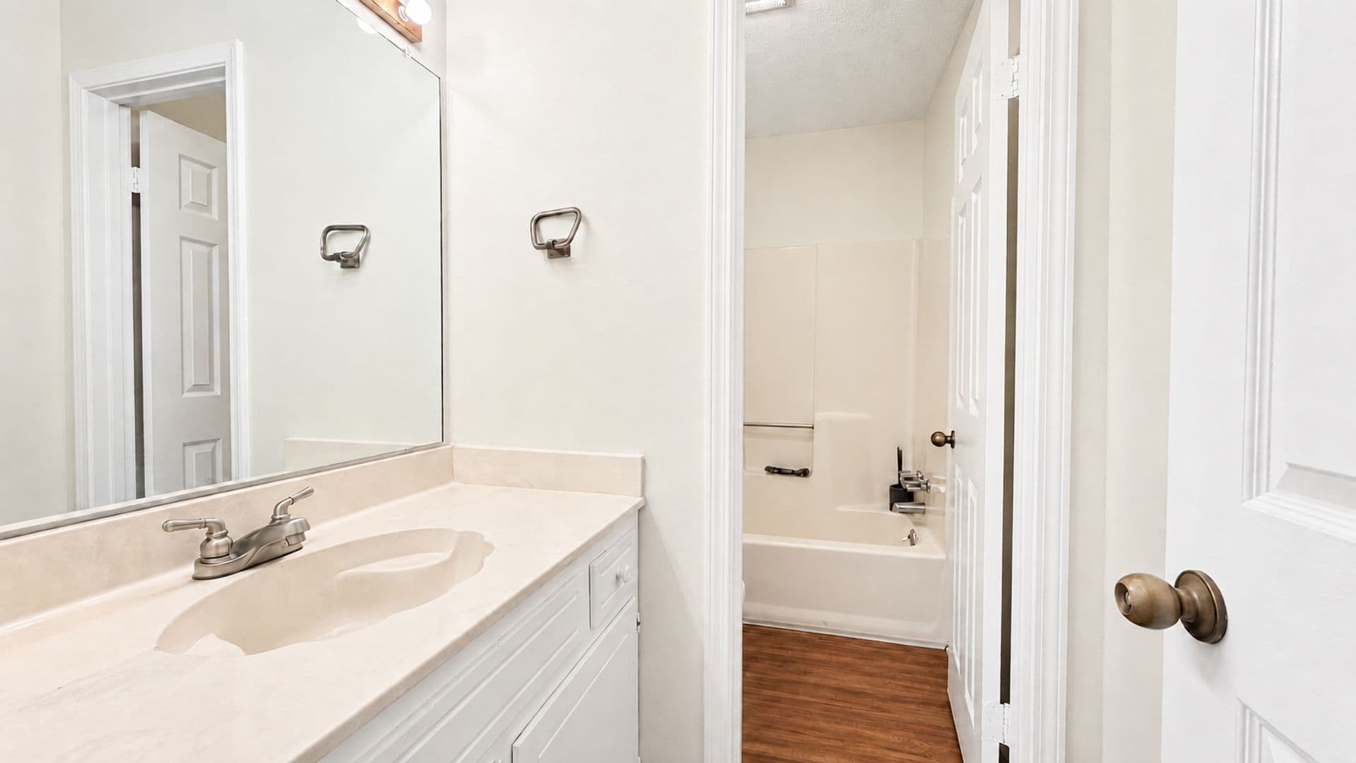 Baton Rouge House: 16324 Crepe Myrtle Dr