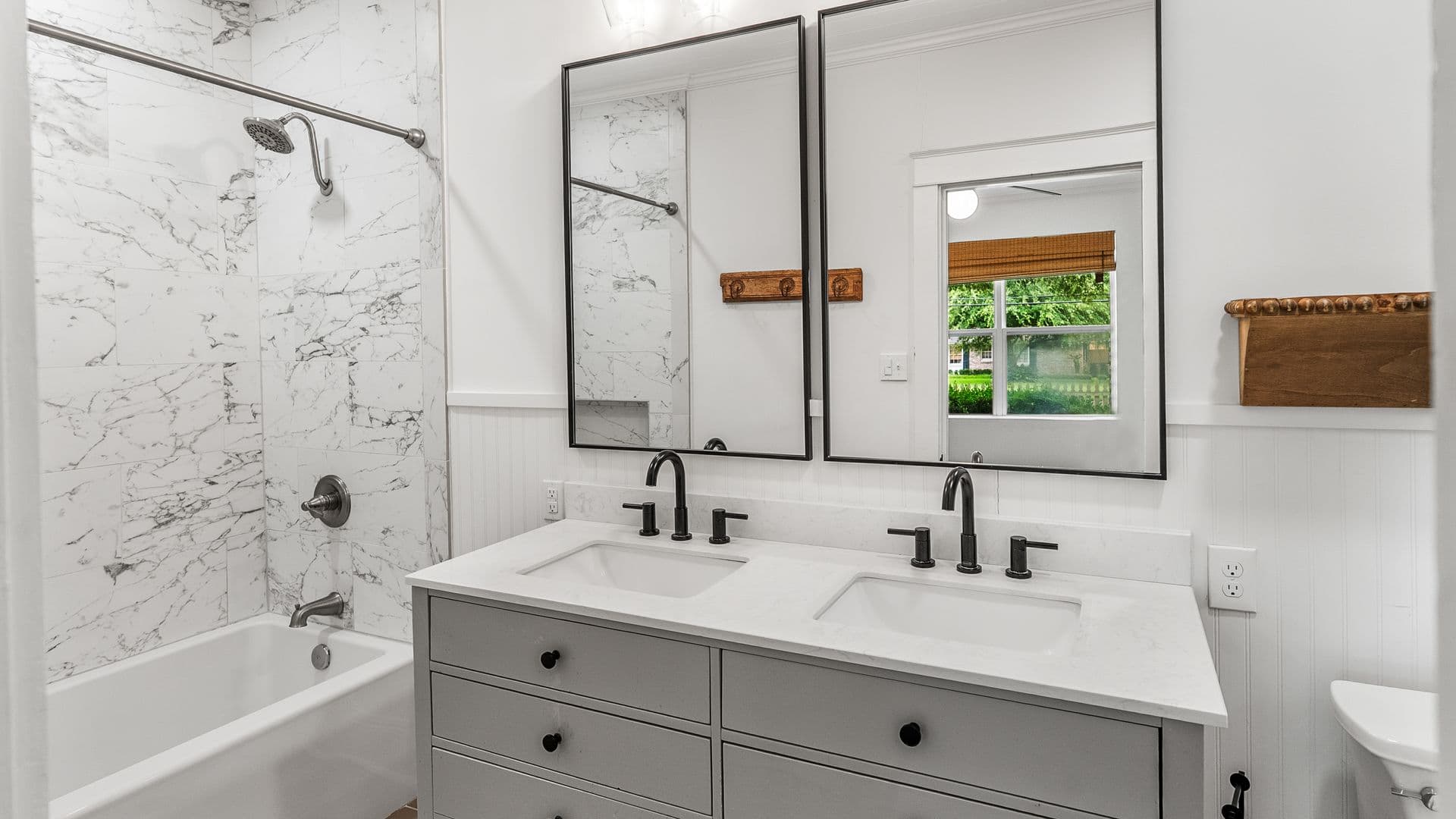 Baton Rouge House: 1447 Lee Dr.