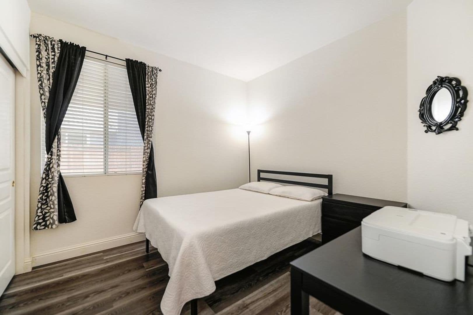 Sacramento House: 3737 Far Niente Way