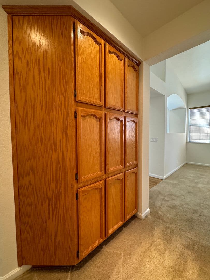 Elk Grove House: 7914 Mansell Way