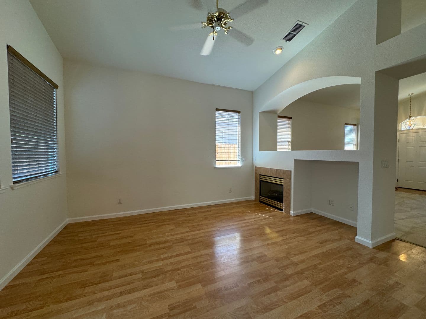 Elk Grove House: 7914 Mansell Way