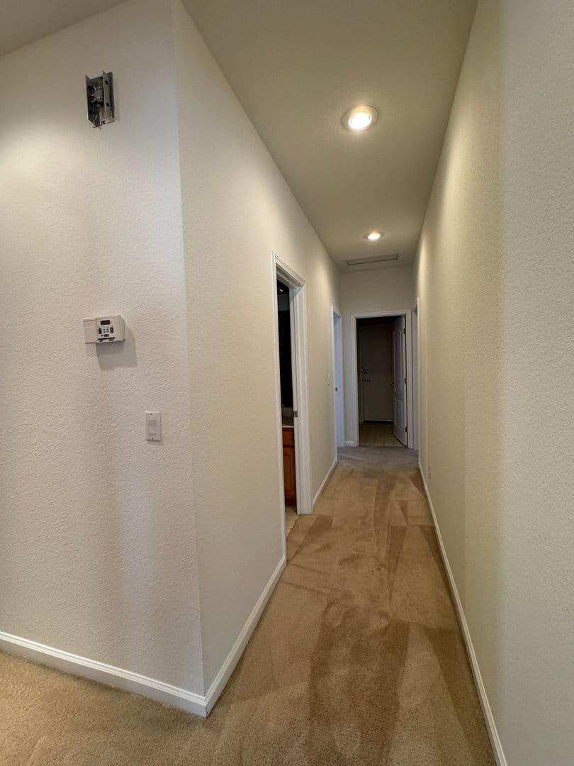 Elk Grove House: 7914 Mansell Way