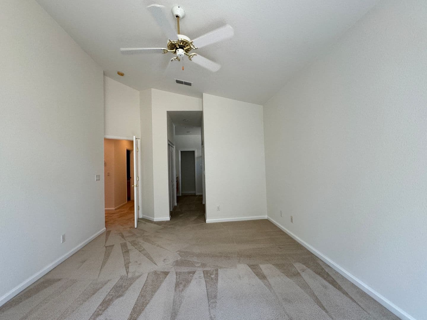 Elk Grove House: 7914 Mansell Way
